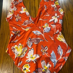 Women’s Catalina Swimwear XL 16-18. Vibrant Floral Print. Great Shape.